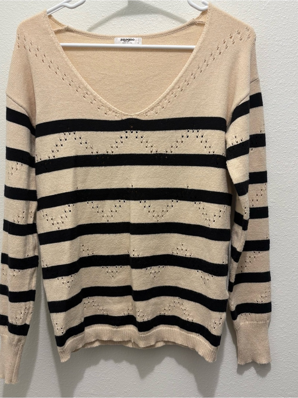 zeagoo Beige and Black Striped V-Neck Sweater with Heart Eyelet Detail
